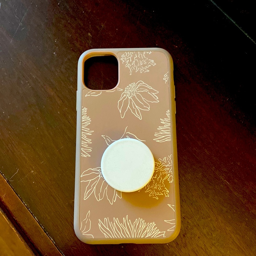 iPhone 11 or XR phone case with pop socket